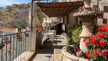 Junior Room, City View | Terrace/patio