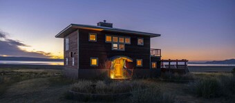 Summer Lake Lookout cabin in the Oregon Outback