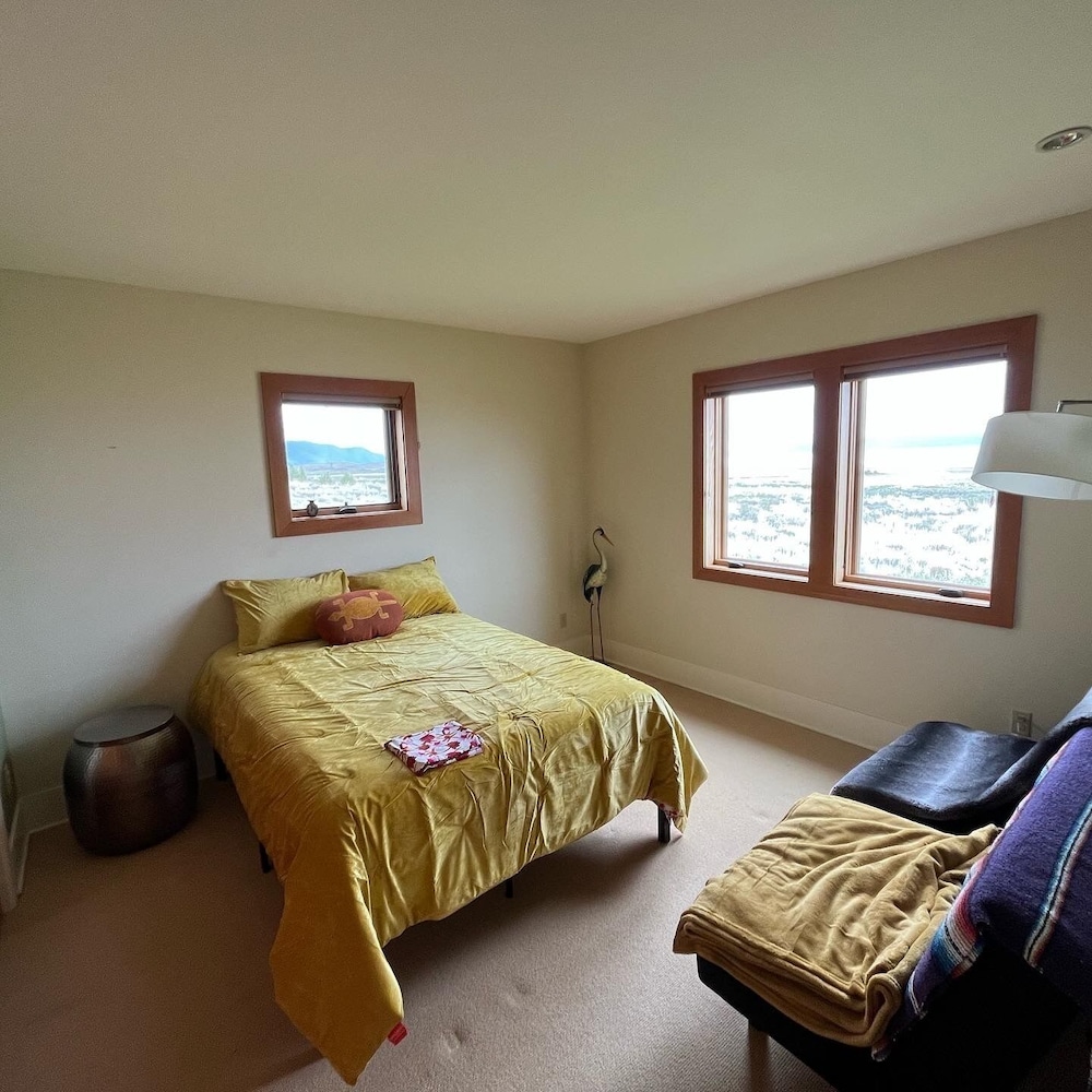 Summer Lake Lookout cabin in the Oregon Outback - Summer Lake | Vrbo