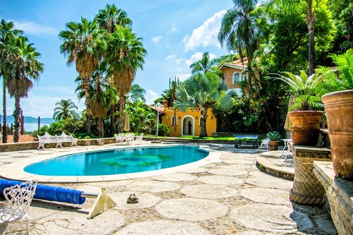 ANANA Rancho San Rafael Master Bedroom