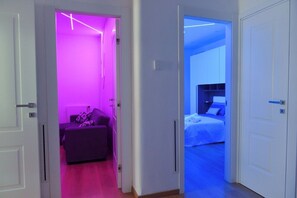 City Apartment, Mountain View | Living area