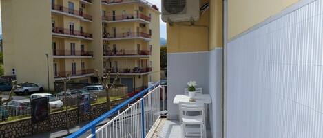 City-Apartment, Bergblick | Terrasse/Patio