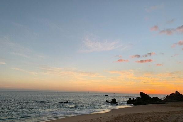 Liegestühle, Strandtücher