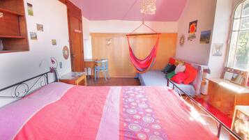 4 Schlafzimmer, Bügeleisen/Bügelbrett, WLAN