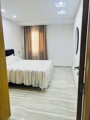 2 bedrooms, WiFi, bed sheets