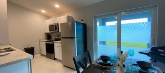 Relax and Recharge in Beautiful and comfortable cozy Cape Coral home!
