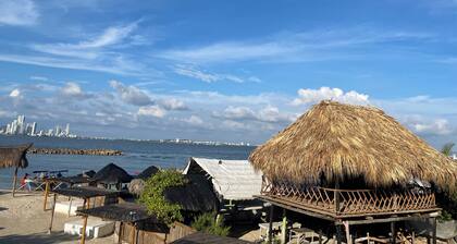 Cabin close to the sea in Cartagena