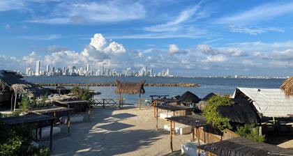 Cabin close to the sea in Cartagena