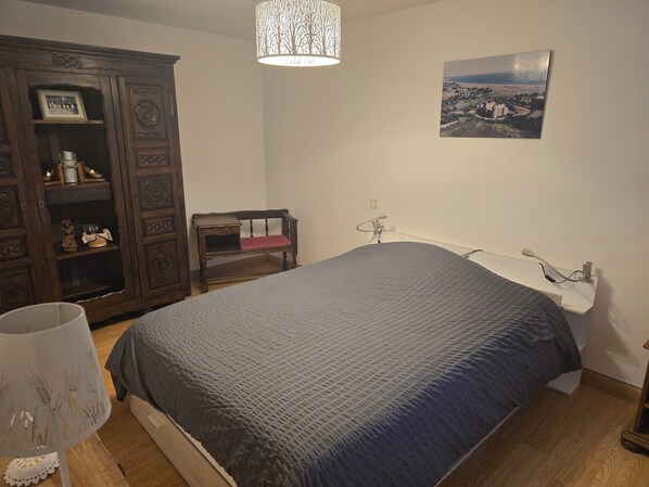 3 bedrooms, iron/ironing board, free WiFi, bed sheets - KERYVONNE, FAMILY HOME (Sarzeau)