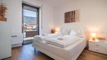 1 bedroom, WiFi (free), bed sheets