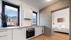Fridge, dishwasher, cookware/dishes/utensils - 730A Apartment Lumos (Merano)
