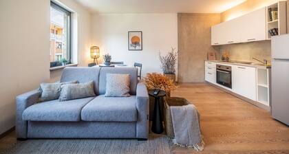 731A Apartment Aurora