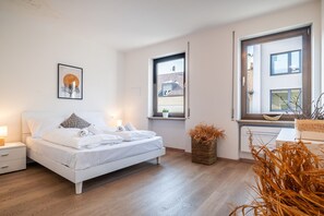 1 bedroom, free WiFi, bed sheets - 731A Apartment Aurora (Merano)