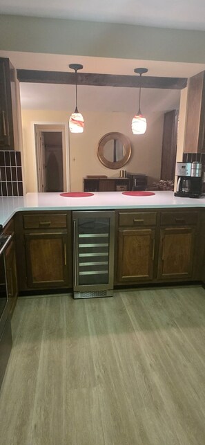 Fridge, microwave, oven, stovetop - Mid Century Modern Condo at Lake of the Ozarks. Step back in time and relax! (Osage Beach)