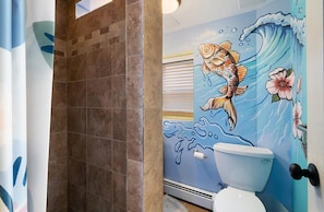 Shower, hair dryer, towels, toilet paper