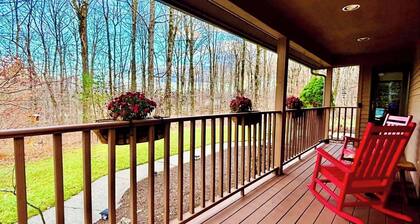 Hummingbird Haven is a Berkshires Retreat surrounded by Nature and Local Charm.