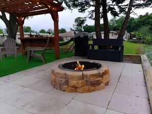 Terrace/patio - Charming 3-bedroom house with AC, WiFi in delightful Lake Placid (Lake Placid)