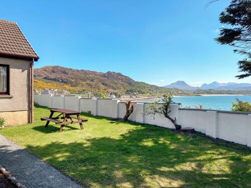 6 bedroom accommodation in Gairloch