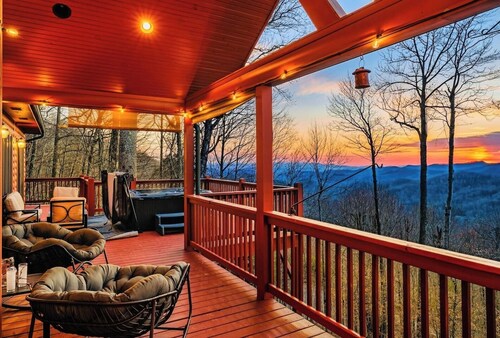 Unwind Cabin: Hot Tub with Sunsets, Sauna, Views,  & Game Room