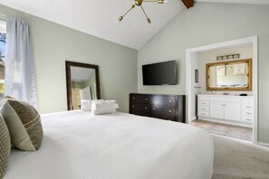 3 dormitorios, tabla de planchar con plancha, wifi gratis y ropa de cama