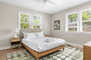 6 chambres, fer et planche à repasser, Wi-Fi gratuit, draps fournis