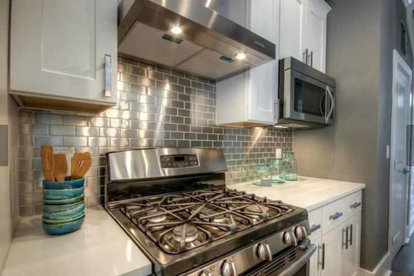 Mikrowelle, Ofen, Herdplatte, GeschirrspĂŒler