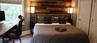 4-bedroom 3.5-bath house in gorgeous Downtown Washington DC Walk Everywhere