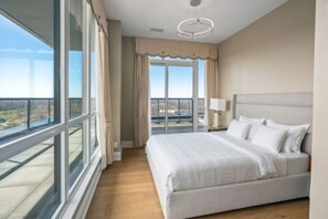 3 Schlafzimmer, Schreibtisch, kostenloses WLAN, BettwÀsche