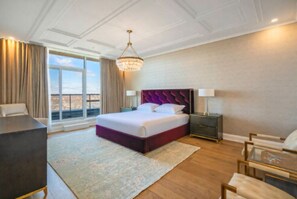 3 chambres, bureau, accès au Wi-Fi (inclus), literie fournie