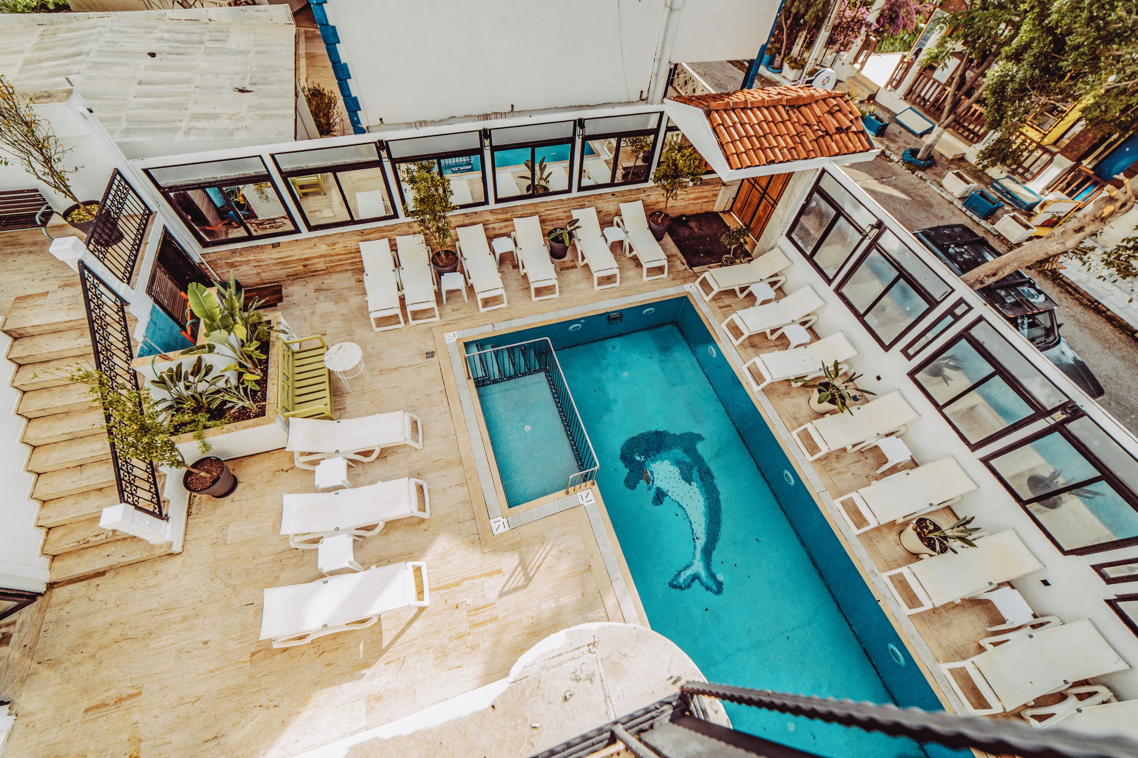 家庭套房 | 埃及棉床单、高档床上用品、迷你吧、客房内保险箱