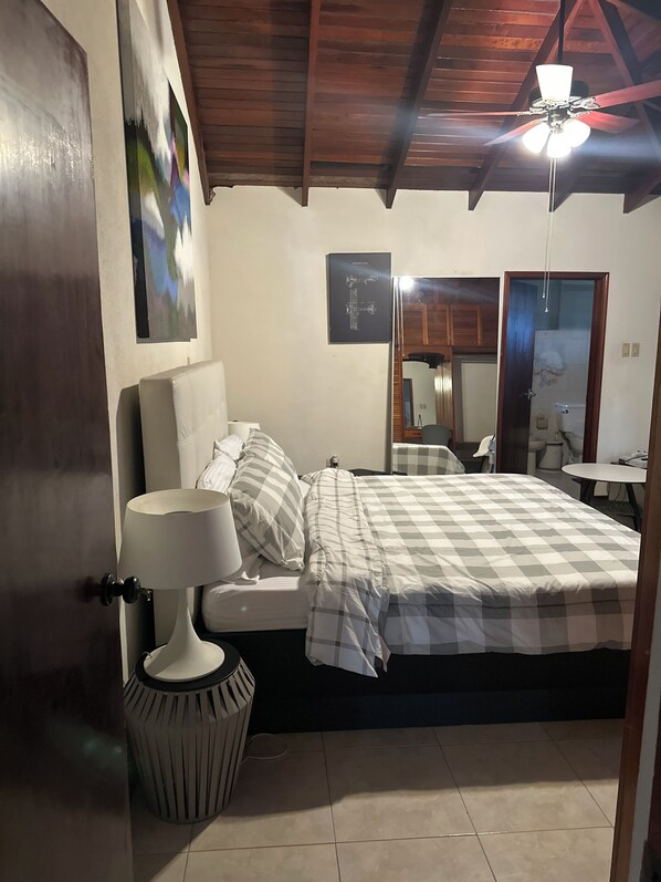 3 chambres, Wi-Fi, literie fournie