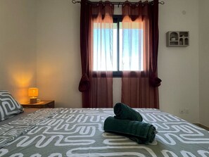 1 bedroom, WiFi, bed sheets