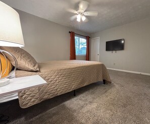 3 bedrooms, free WiFi, bed sheets