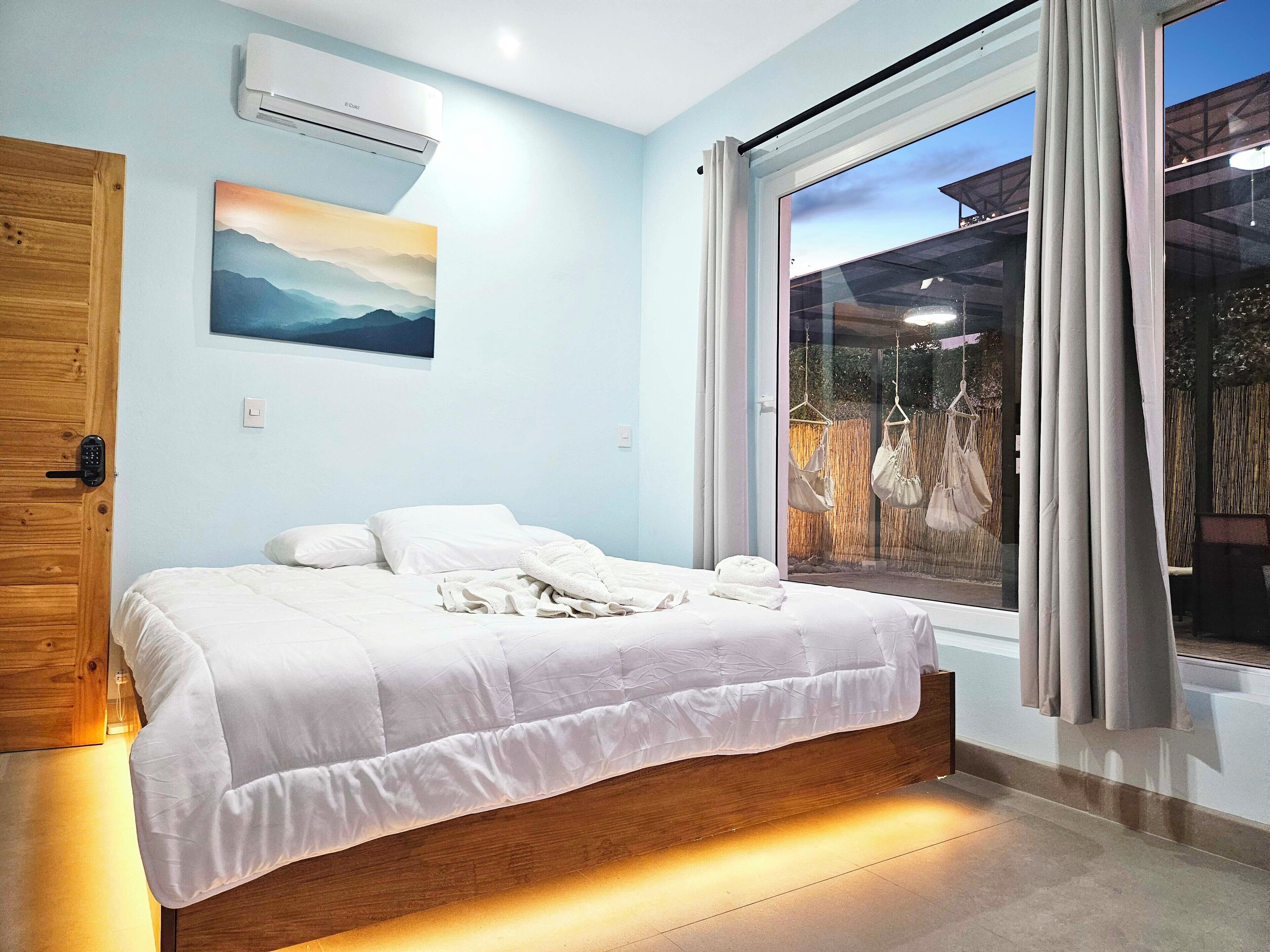 4 dormitorios, ropa de cama de alta calidad, cortinas opacas