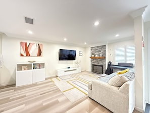 Smart TV, books, printers