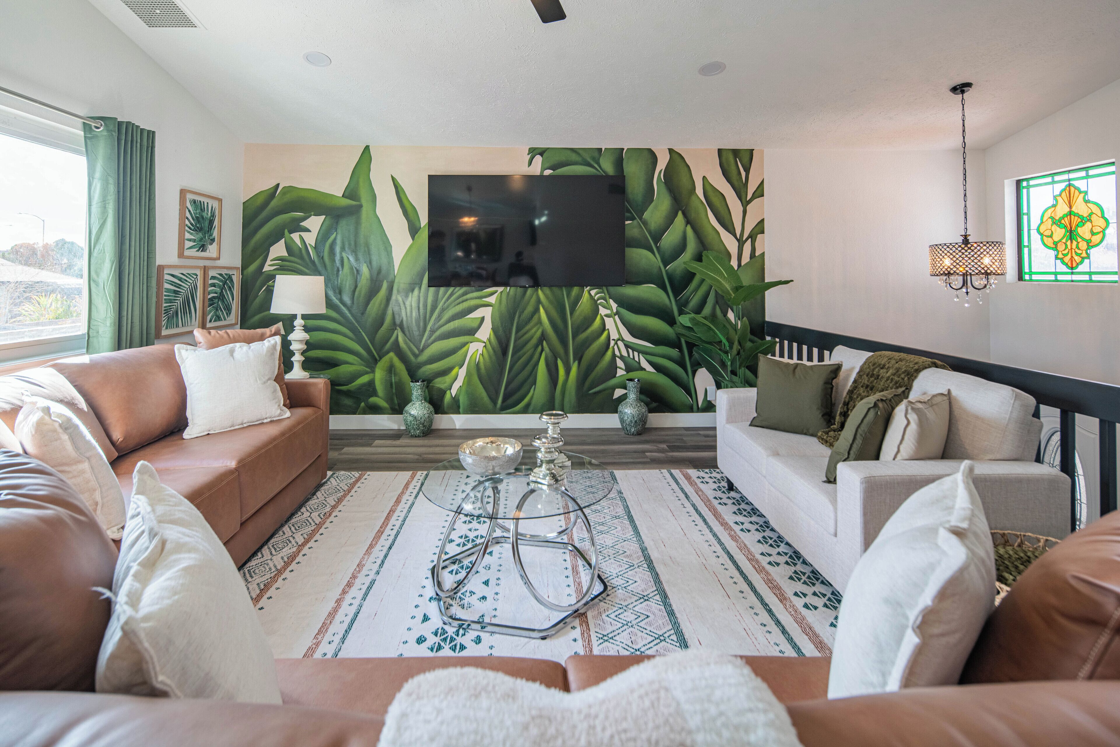 Smart TV, chimenea, videojuegos y tenis de mesa 