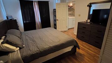 1 bedroom, iron/ironing board, WiFi, bed sheets