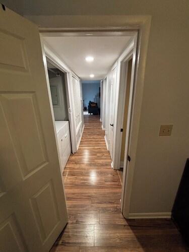 Cozy 1-bedroom condo in enjoyable Decatur with WiFi, close to downtown Atlanta