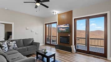TV, fireplace