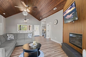 TV, fireplace - Mountain Hideaway, Grill, and Sunset Views! (Sylva)