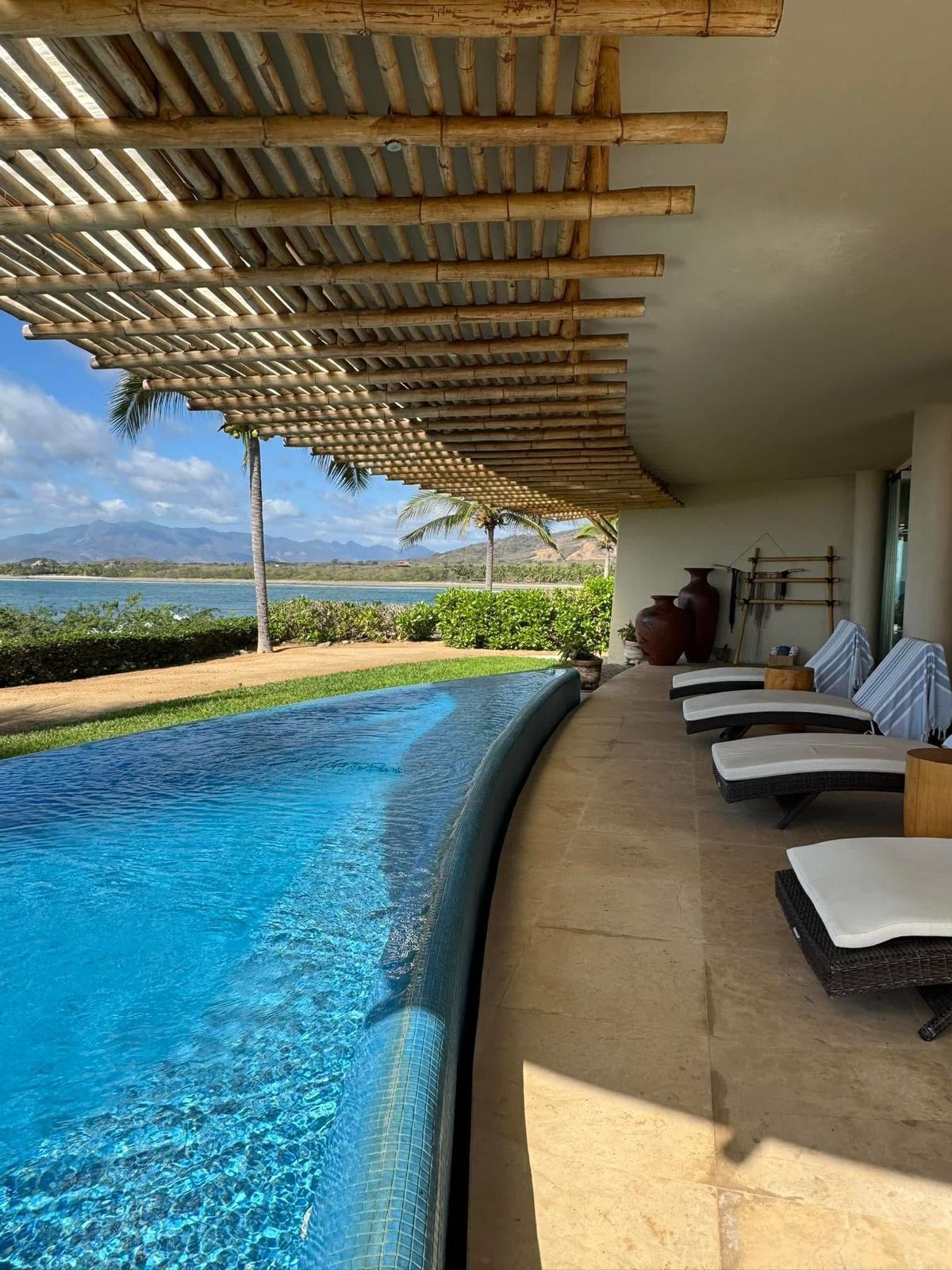 Condo, 3 Bedrooms, Beach View, Ground Floor | Living area