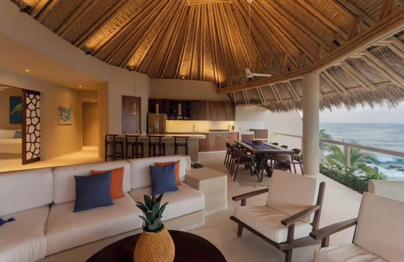 Luxury Condo, 3 Bedrooms, Beach View, Beachfront | Terrace/patio