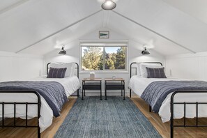 5 habitaciones, tabla de planchar con plancha y wifi gratis 