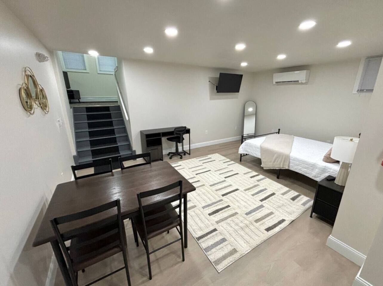 Strykejern/-brett, wi-fi og sengetøy