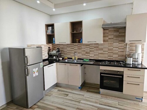 Charming 2-bedroom apartment in delightful La Marsa with AC, WiFi