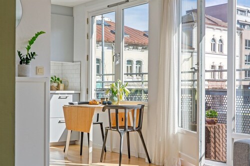 Modern Central Apartment in the Heart of Tøyen