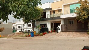 Exterior - Haven Lodge, Cozy 3BR Entire Home with Lounge, Drawing, Dining & Kitchen (Islamabad)