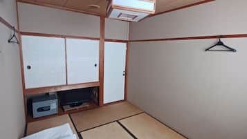 ベーシック ルーム 喫煙可 | デスク