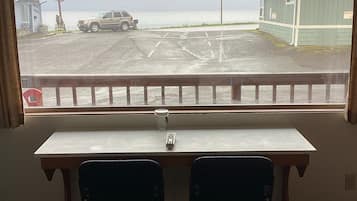 Laptop workspace, free WiFi