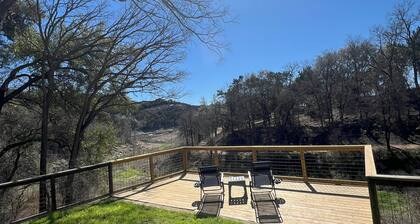 Lakefront Oasis - Private Water Access
